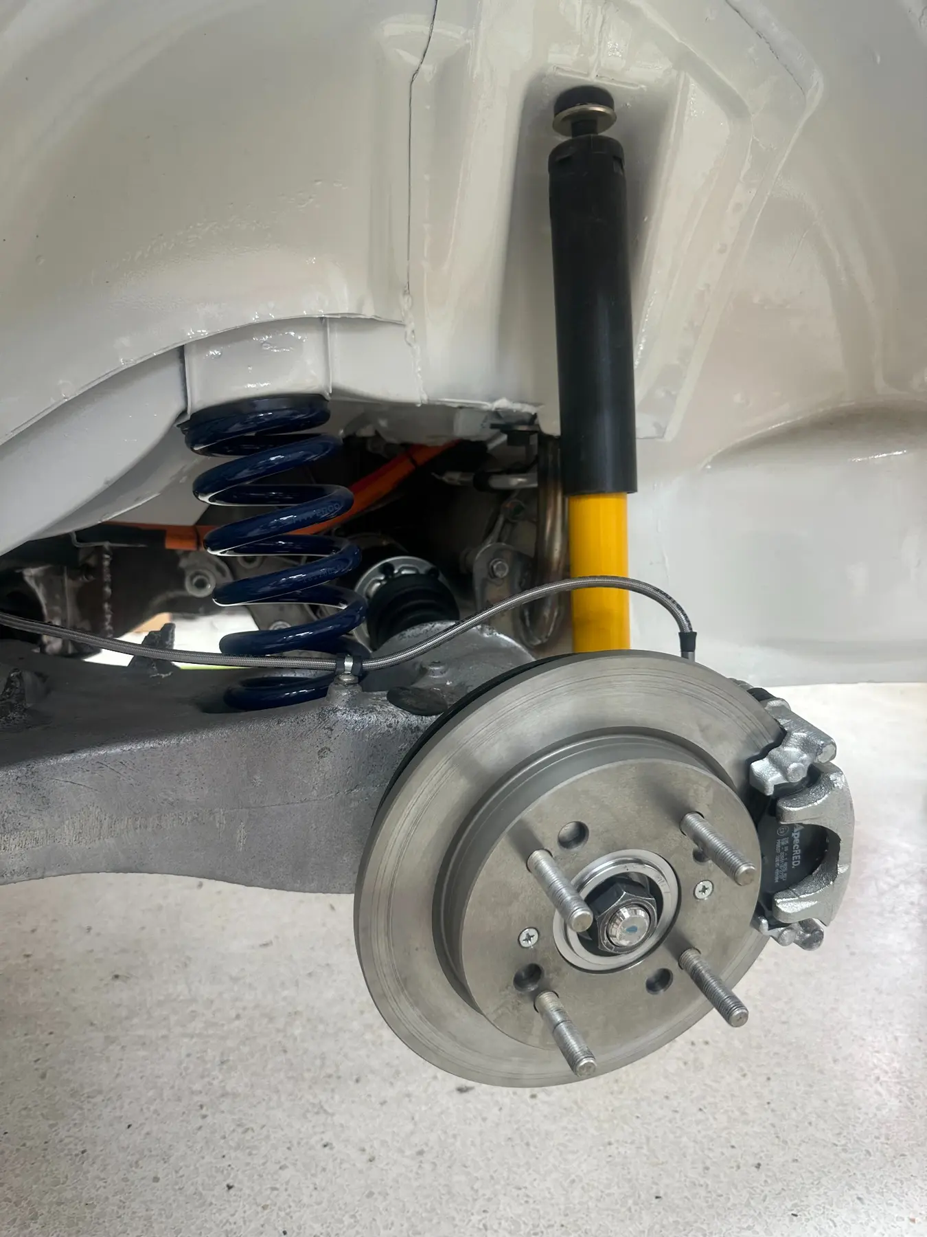 Triumph Stag suspension and brake corner during the conversion build