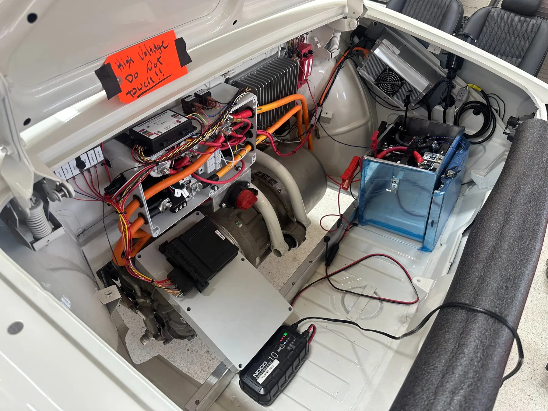 Later front systems bay integration with organized wiring and power electronics